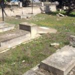Старинное русское кладбище в Баку осквернили местные нацисты
