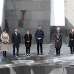 МИД Норвегии Эйвинд Вад Петерссон посетил Мемориал Геноцида армян